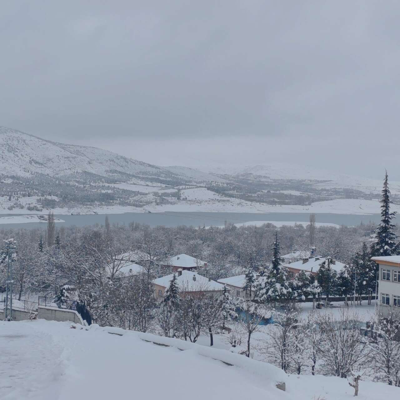 Konya’da kar kalınlığının 1 metreye yaklaştığı ilçe şölen sunuyor 3